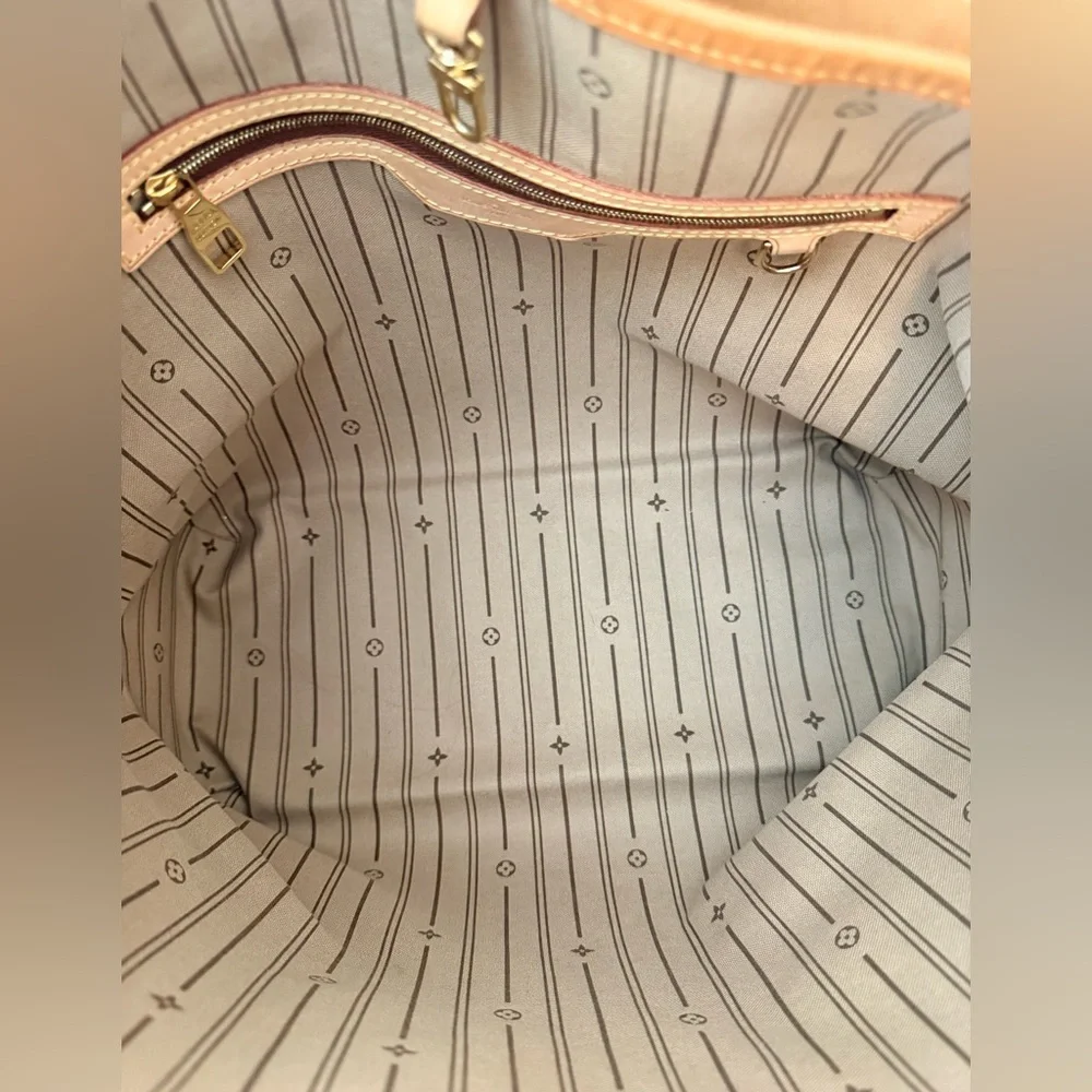 Louis Vuitton Delightful PM Monogram Shoulder Bag - Picture 5 of 9